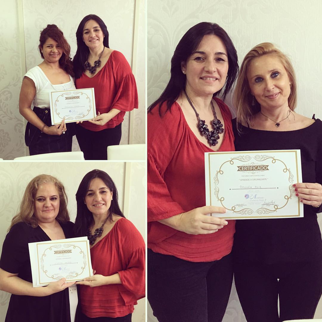 Entrega Certificados Curso Aprende a Organizarte-La Academia de El mundo de Mabel 2